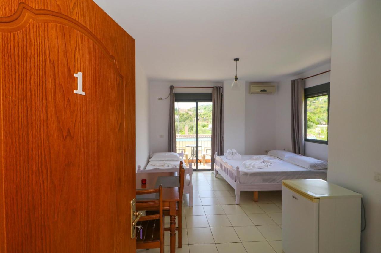 Bora Rooms Himare Eksteriør bilde