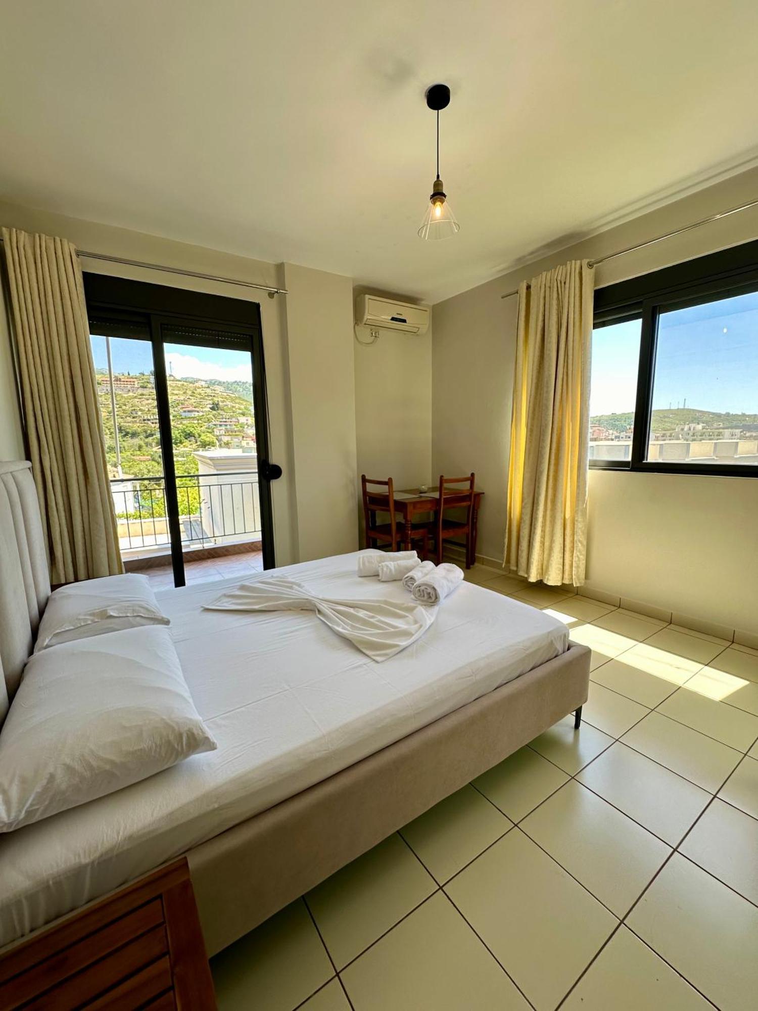 Bora Rooms Himare Eksteriør bilde